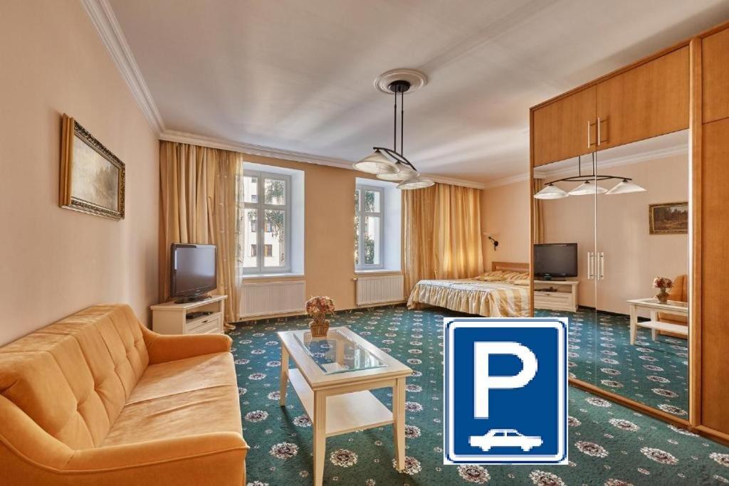 Evergreen Apartments Hotel Κάρλοβι Βάρι Εξωτερικό φωτογραφία